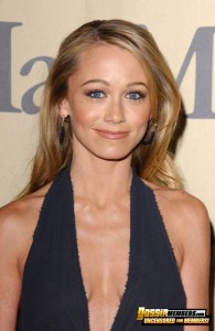 Christine Taylor cleavage pics